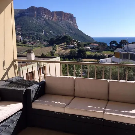 Panoramic Vue 3 Etoiles Cassis