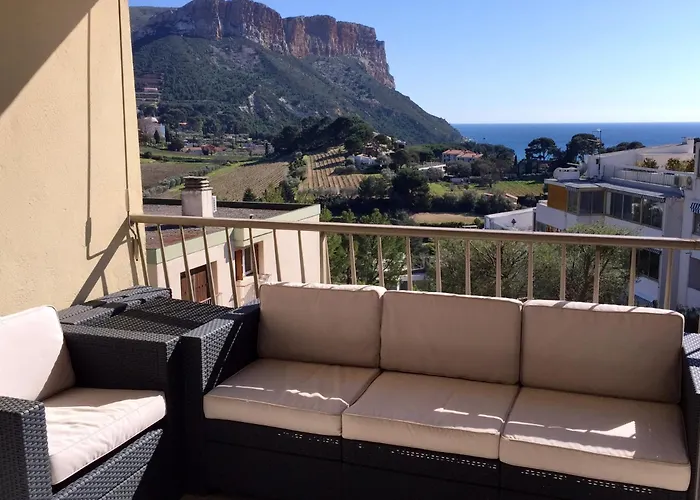 Panoramic Vue 3 Etoiles Cassis